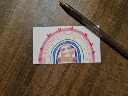 De Blije Luiaard met Regenboog - Minikaartje