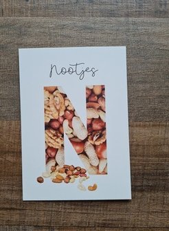 N van Nootjes - Ansichtkaart