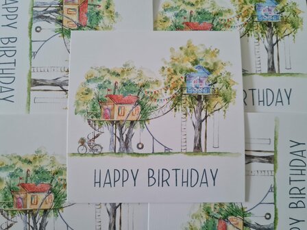 &#039;Happy Birthday&#039; Boomhuis - Vierkante Ansichtkaart